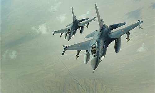 Авиация НАТО наносит удары только по военным целям в Триполи
