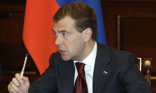 Медведев внес в Думу законопроект о химической кастрации за педофилию