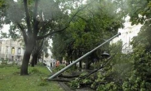 На Владивосток обрушился мощный тайфун
