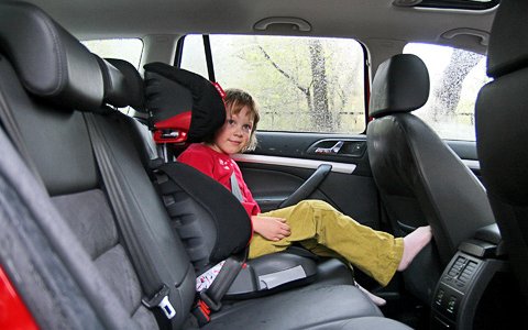 Детские автомобильные кресла содержат вещества, опасные для здоровья