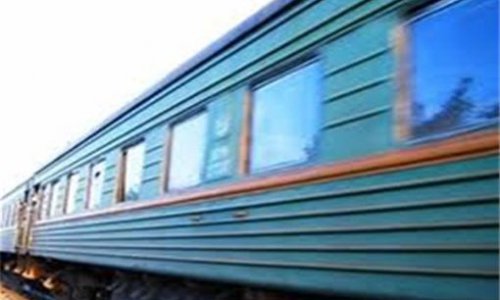 Микроавтобус столкнулся с пассажирским поездом под Новгородом