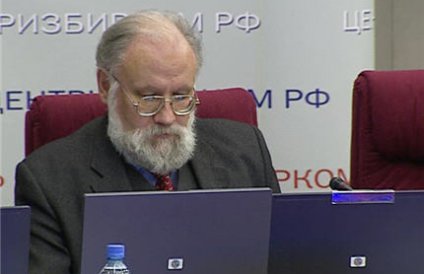 «Единая Россия» оттягивает сроки рассмотрения отставки Чурова