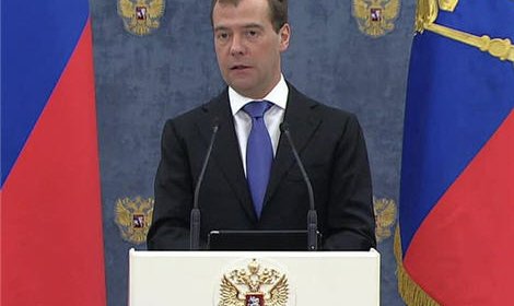 Дмитрий Медведев призвал МИД шире использовать возможности Интернета