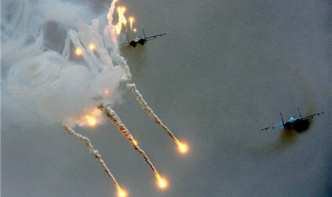 ВВС Израиля нанесли удары по объектам боевиков в секторе Газа