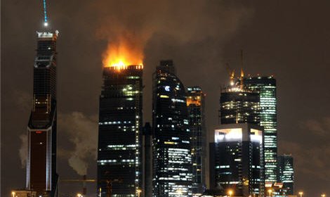 Пожар на башне в «Москва-Сити» начался с прожектора