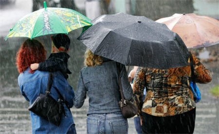 В Центральной России на этой неделе в будет дождливо — Оперативные Вести
 Дождливо