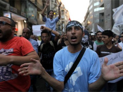 В беспорядках в Каире пострадали свыше 120 человек
