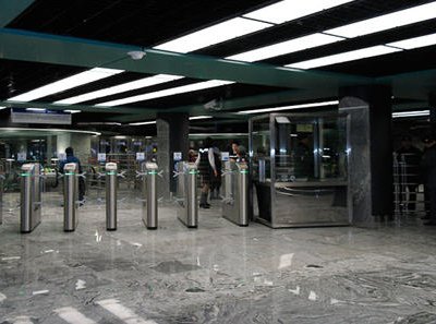 На московской станции метрополитена «Молодежная» угрозы взрыва нет