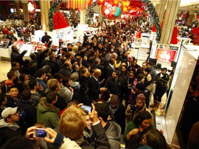 «Черная пятница» начало рождественских распродаж в США