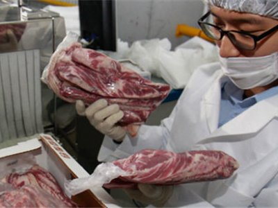 США могут прекратить экспорт свинины и говядины в Россию уже с 8 декабря