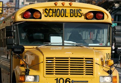 12-летняя Рэна Крафтсон остановила многотонный автобус
