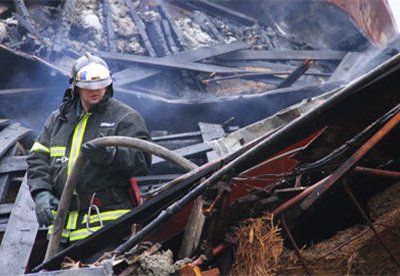 В пригороде Нижневартовска при пожаре погибли четыре человека, в том числе трое детей
