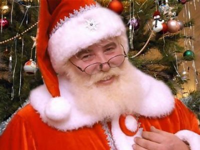 Для «сопровождения» Санта-Клауса с рождественскими подарками выделили четыре истребителя