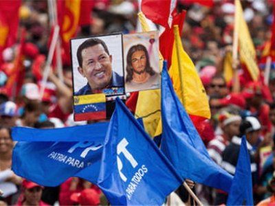 Участники манифестации в Каракасе поклялись в верности Уго Чавесу
