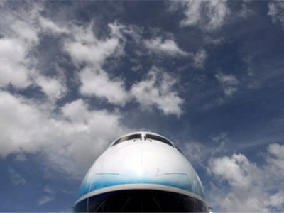 «Боинг-787 Дримлайнер» в Японии — в кабине пилотов треснуло стекло