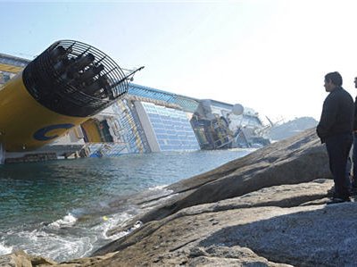Ровно год назад у берегов Италии потерпел крушение лайнер Costa Concordia