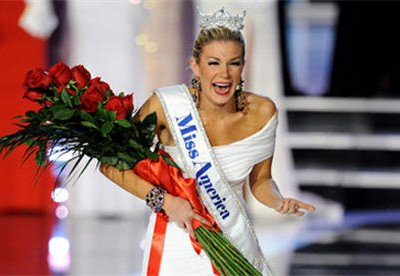«Мисс Нью-Йорк» 23-летняя Мэллори Хайтс Хэган завоевала титул «Мисс Америка 2013»