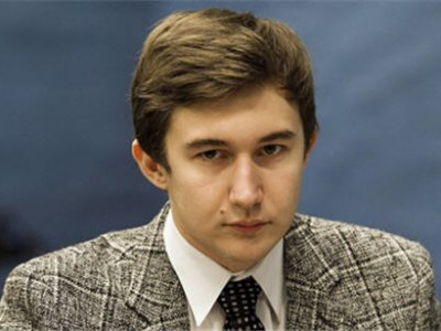 Гроссмейстер Сергей Карякин сохраняет лидерство на шахматном турнире в Вейк-ан-Зее