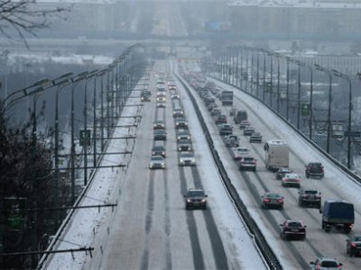 Снегопад в Москве продлится до вечера понедельника