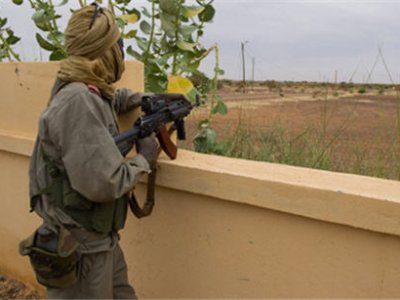 ВВС Франции атаковали позиции боевиков на севере Мали