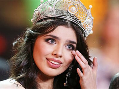 Титул «Мисс Россия-2013» достался 18-летней Эльмире Абдразаковой под номером 13