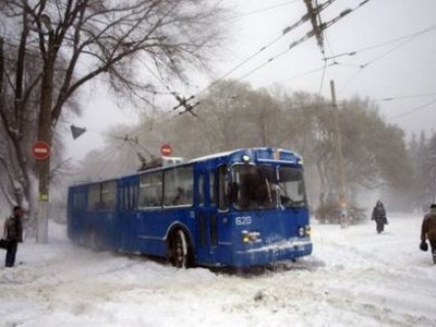 Столицу Украины завалило снегом
