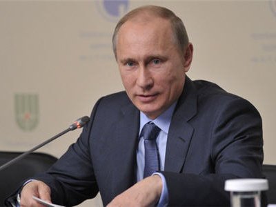 Президент России Владимир Путин на очередном совещании с правительством 7 мая объявит выговор трем министрам