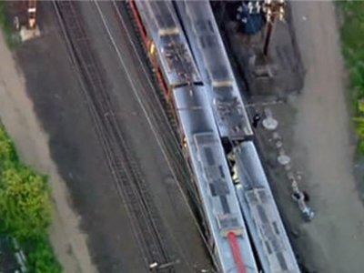Число пострадавших при столкновении поездов в США возросло