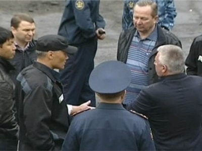 В иркутской колонии 39 заключенных демонстративно порезали себе руки