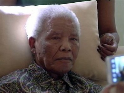 О смерти Нельсона Манделы сообщила The Guardian