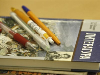 1 сентября все российские школьники получат бесплатно комплект учебников
