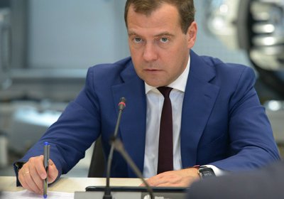 Медведев требует найти виновных в крушении Протона-М