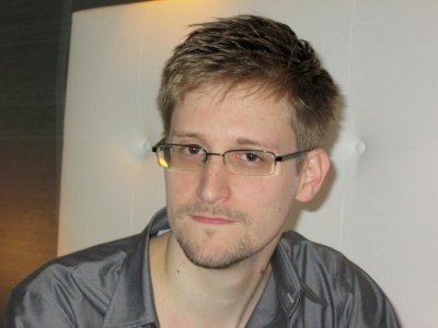 Восемь отказов получил Сноуден от европейских стран