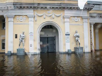 В Комсомольске-на-Амуре уровень воды по-прежнему растет