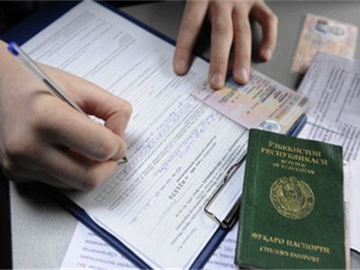 Через два месяца водителями смогут работать только с российскими водительскими удостоверениями