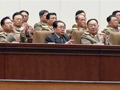 Ким Чен Ын зол не на шутку — он казнил всю семью своего дяди Чан Сон Тхэка