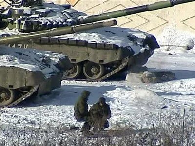 В Хабаровском крае, на учениях, при взрыве в танке погиб весь экипаж