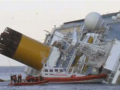 На месте крушения Costa Concordia погиб водолаз