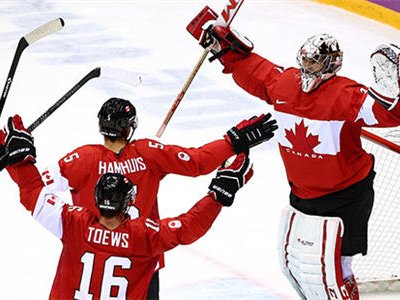 Канадские хоккеисты выиграли золото