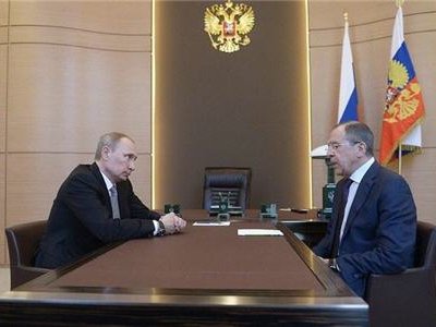 Владимир Путин обсудил с Сергеем Лавровым предложения России по Украине