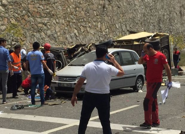 20 человек погибли и 11 пострадали в ДТП с туристическим автобусом в Турции