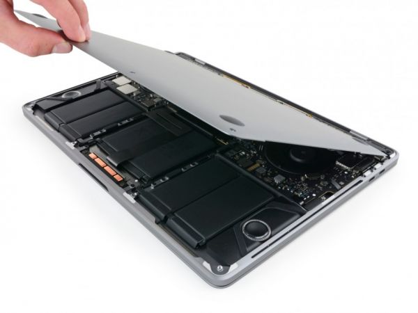 iFixit: новые MacBook и MacBook Pro не подлежат ремонту