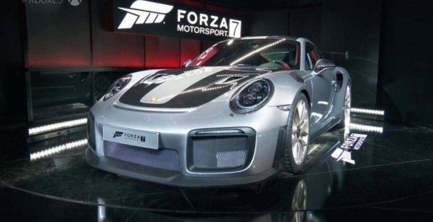 Представлен экстремальный суперкар Porsche 911 GT2 RS