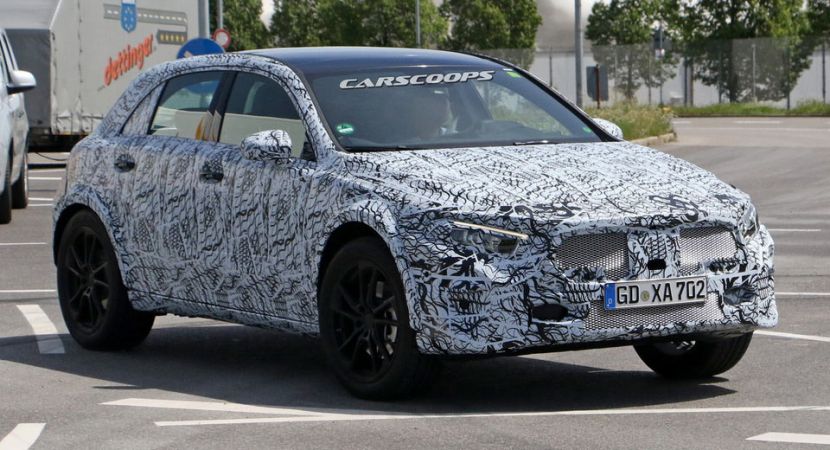 Новый Mercedes-Benz GLA заметили на тестах в Германии 