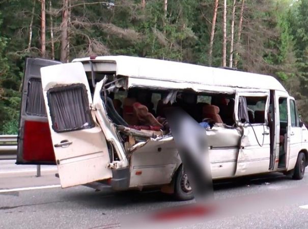 Крупное ДТП под Калугой унесло жизни трех пассажиров автобуса