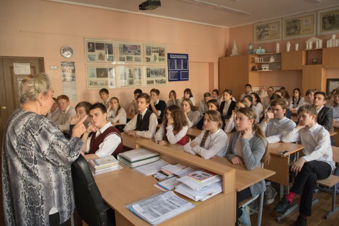В ростовской школе вспомнили подвиг советского летчика Бориса Капустина